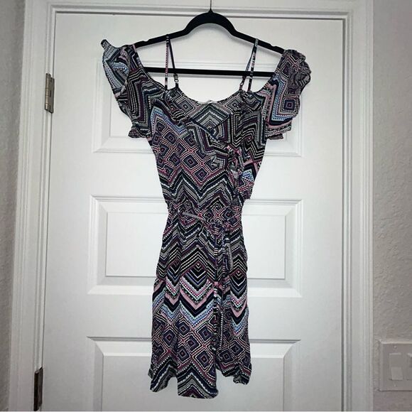 Candie’s Ruffle Open Shoulder Short Dress - Picture 1 of 8